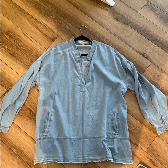 NWT blue velvet chambray oversized top/tunic - Picture 5 of 6